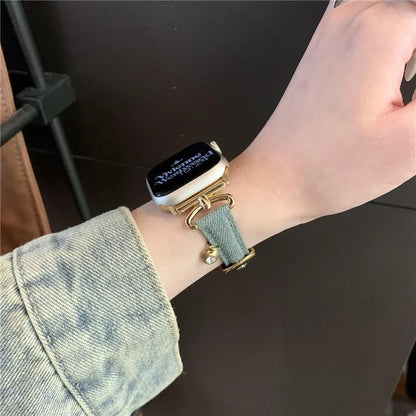 For Apple Watch Series 10 42mm / 9 8 7 41mm / SE (2023) SE (2022) SE 6 5 4 40mm / 3 2 1 38mm Denim Cloth Band Heart Pendant Strap