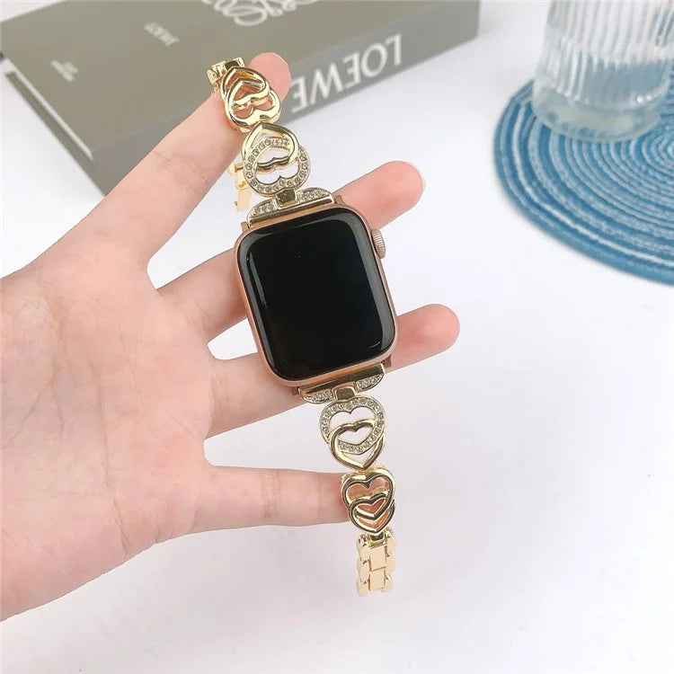 For Apple Watch 10 46mm / Ultra 2 / Ultra 49mm / 9 8 7 45mm / SE (2023) SE (2022) SE 6 5 4 44mm / 3 2 1 42mm Heart Design Zinc Alloy Watch Strap