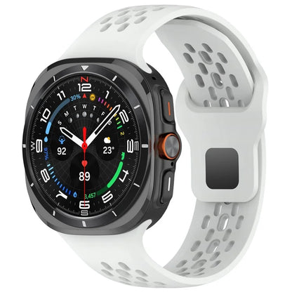 For Samsung Galaxy Watch Ultra 47mm Fluororubber Watch Band Multiple Holes Breathable Strap