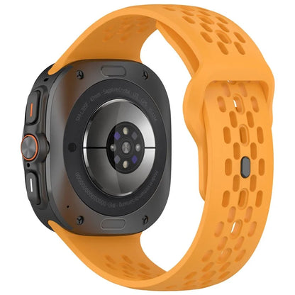 For Samsung Galaxy Watch Ultra 47mm Fluororubber Watch Band Multiple Holes Breathable Strap