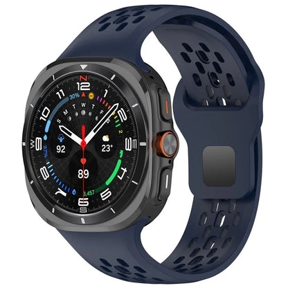 For Samsung Galaxy Watch Ultra 47mm Fluororubber Watch Band Multiple Holes Breathable Strap