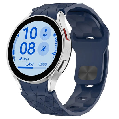 For Samsung Galaxy Watch FE 40mm / Watch6 / Watch6 Classic / Watch 5 / Watch 5 Pro Silicone Watch Band Football Pattern