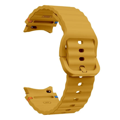 For Samsung Galaxy Watch FE / 7 / 6 / 5 / 4 Wave Design Watch Band Stitching Line Decor Silicone Strap