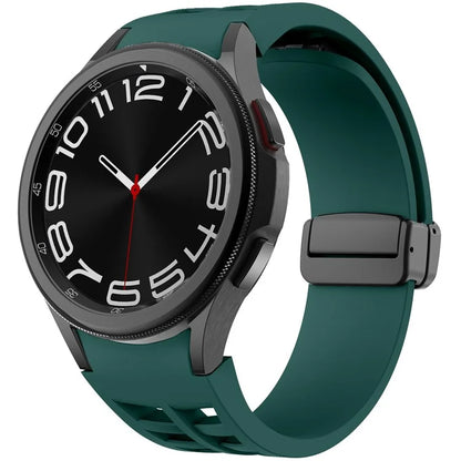 For Samsung Galaxy Watch FE / 7 / 6 / 5 / 4 Watch Band Stylish Silicone Strap with Magnetic Folding Buckle