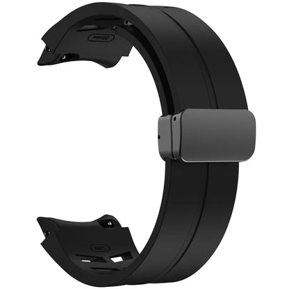 For Samsung Galaxy Watch FE / 7 / 6 / 5 / 4 Watch Band Stylish Silicone Strap with Magnetic Folding Buckle