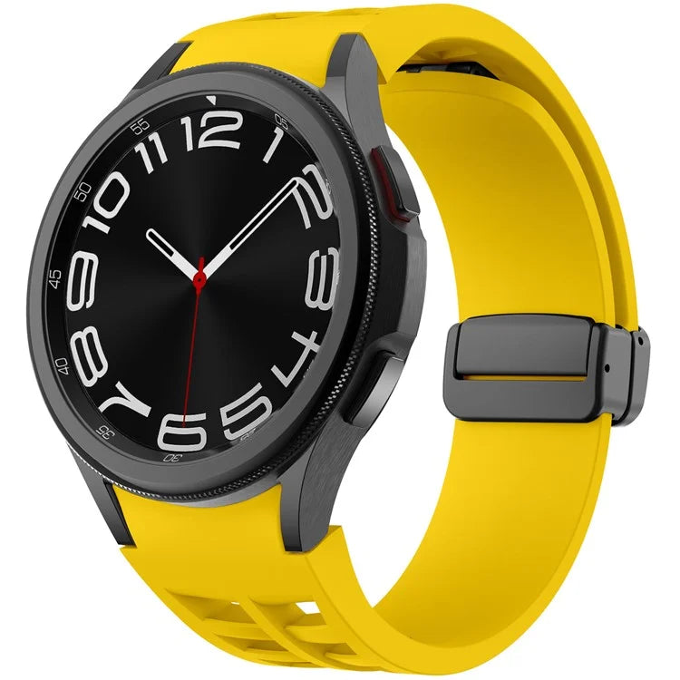 For Samsung Galaxy Watch FE / 7 / 6 / 5 / 4 Watch Band Stylish Silicone Strap with Magnetic Folding Buckle