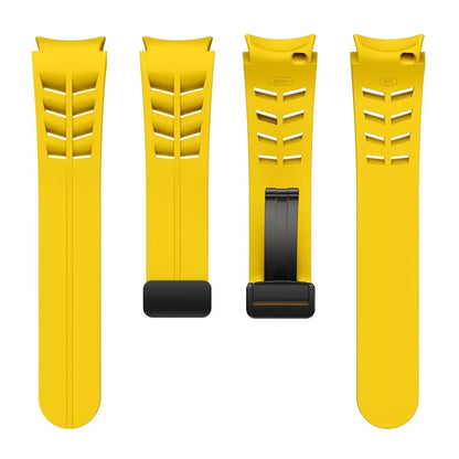 For Samsung Galaxy Watch FE / 7 / 6 / 5 / 4 Watch Band Stylish Silicone Strap with Magnetic Folding Buckle
