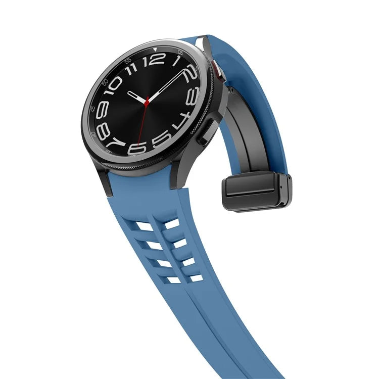 For Samsung Galaxy Watch FE / 7 / 6 / 5 / 4 Watch Band Stylish Silicone Strap with Magnetic Folding Buckle
