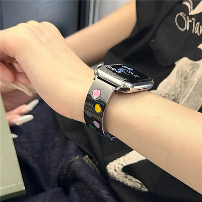 For Apple Watch 10 46mm / Ultra 2 / Ultra 49mm / 9 8 7 45mm / SE (2023) SE (2022) SE 6 5 4 44mm / 3 2 1 42mm Epoxy Heart Pattern Metal Strap