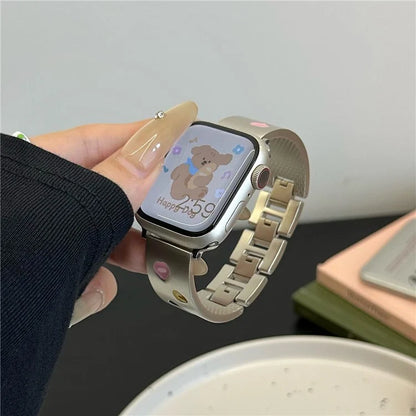 For Apple Watch 10 46mm / Ultra 2 / Ultra 49mm / 9 8 7 45mm / SE (2023) SE (2022) SE 6 5 4 44mm / 3 2 1 42mm Epoxy Heart Pattern Metal Strap