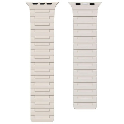 For Apple Watch 10 46mm / Ultra 2 / Ultra 49mm / 9 8 7 45mm / SE (2023) SE (2022) SE 6 5 4 44mm / 3 2 1 42mm Magnetic Silicone Watch Strap
