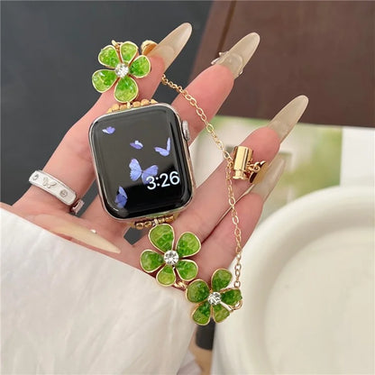 For Apple Watch 10 46mm / Ultra 2 / Ultra 49mm / 9 8 7 45mm / SE (2023) SE (2022) SE 6 5 4 44mm / 3 2 1 42mm Flower Chain Strap