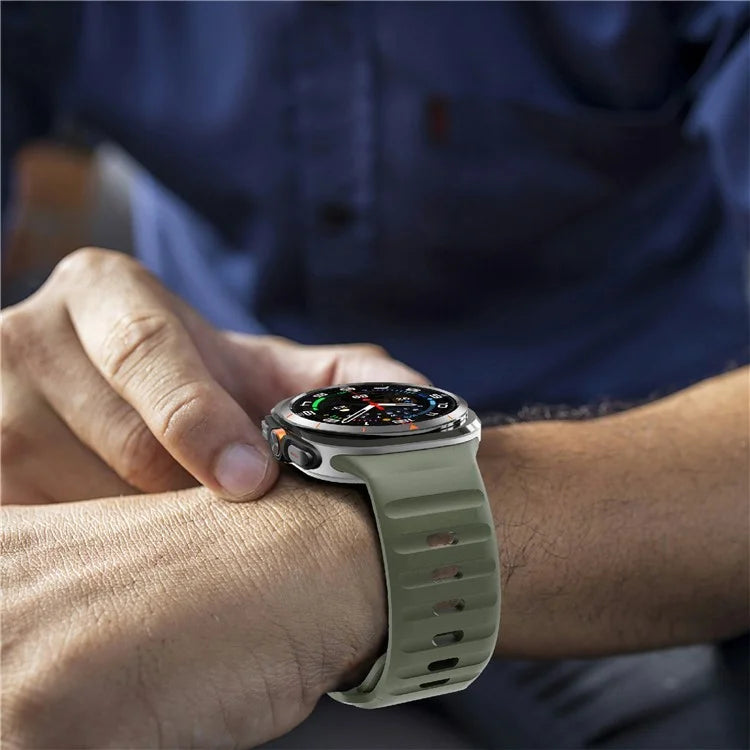 For Samsung Galaxy Watch Ultra 47mm Silicone Watch Band Breathable Sport  Watch Strap