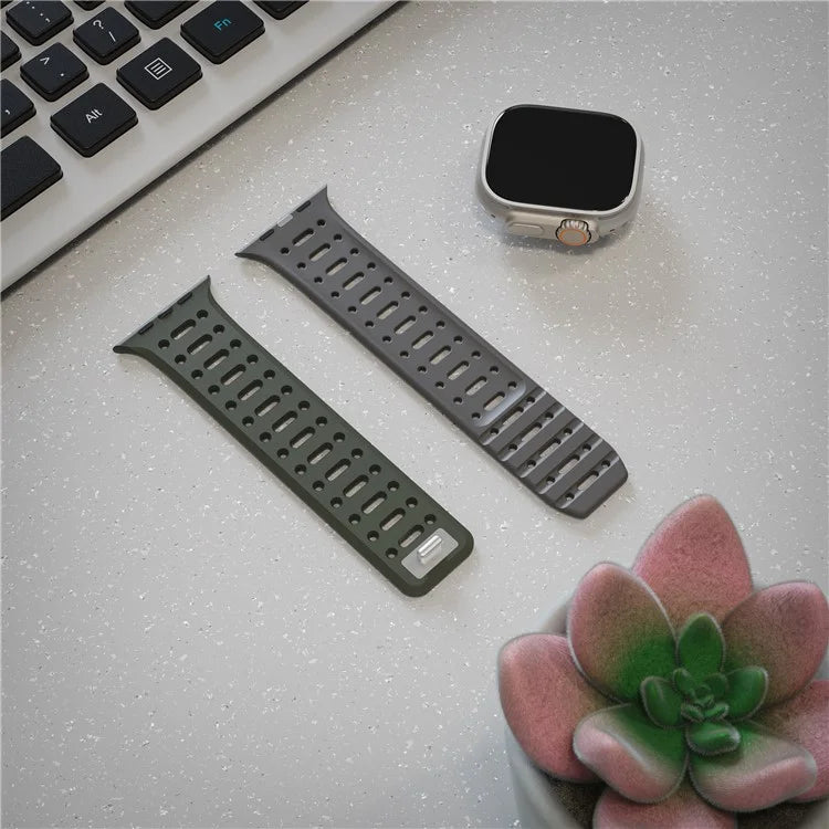 For Apple Watch 10 42mm / 9 8 7 41mm / SE (2023) SE (2022) SE 6 5 4 40mm / 3 2 1 38mm Magnetic Silicone Sport Band