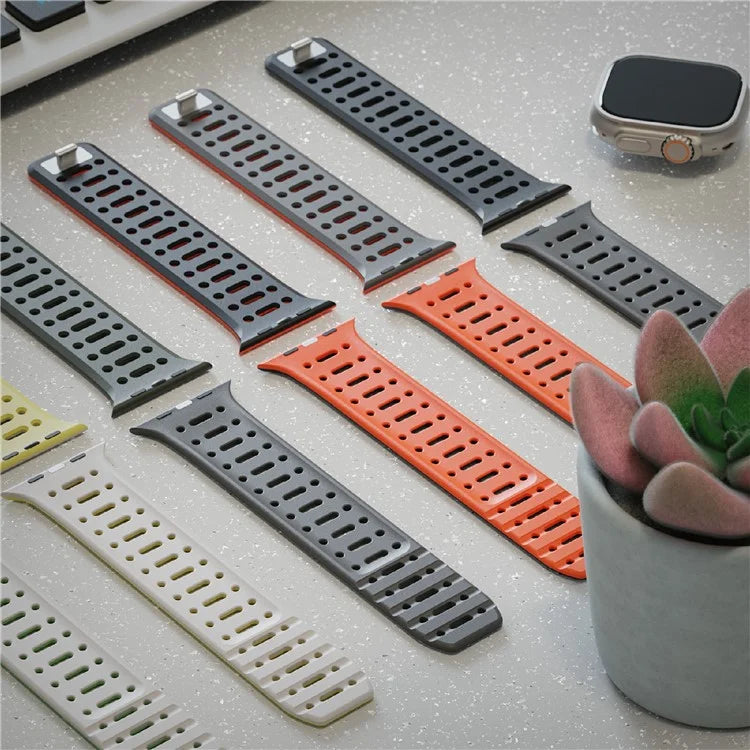 For Apple Watch 10 42mm / 9 8 7 41mm / SE (2023) SE (2022) SE 6 5 4 40mm / 3 2 1 38mm Magnetic Silicone Sport Band