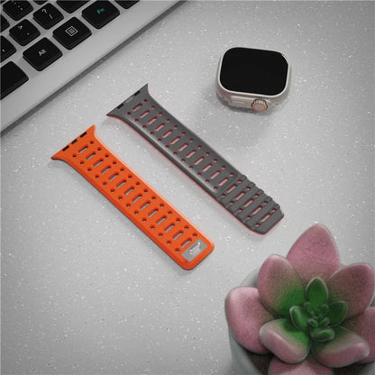 For Apple Watch 10 46mm / Ultra 2 / Ultra 49mm / 9 8 7 45mm / SE (2023) SE (2022) SE 6 5 4 44mm / 3 2 1 42mm Magnetic Silicone Sport Band