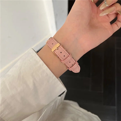 For Apple Watch 10 42mm / 9 8 7 41mm / SE (2023) SE (2022) SE 6 5 4 40mm / 3 2 1 38mm Leather Watch Band with Floral Connector