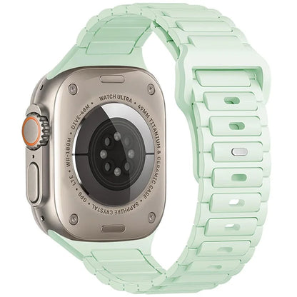For Apple Watch 10 46mm / Ultra 2 / Ultra 49mm / 9 8 7 45mm / SE (2023) SE (2022) SE 6 5 4 44mm / 3 2 1 42mm Silicone Watch Band