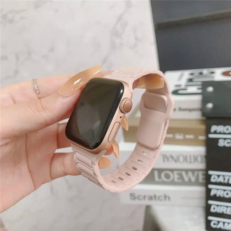 For Apple Watch 10 42mm / 9 8 7 41mm / SE (2023) SE (2022) SE 6 5 4 40mm / 3 2 1 38mm Silicone Watch Band