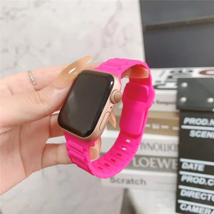 For Apple Watch 10 42mm / 9 8 7 41mm / SE (2023) SE (2022) SE 6 5 4 40mm / 3 2 1 38mm Silicone Watch Band