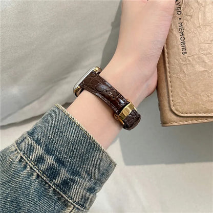 For Apple Watch 10 46mm / Ultra 2 / Ultra 49mm / 9 8 7 45mm / SE (2023) SE (2022) SE 6 5 4 44mm / 3 2 1 42mm Crocodile Texture Leather Strap
