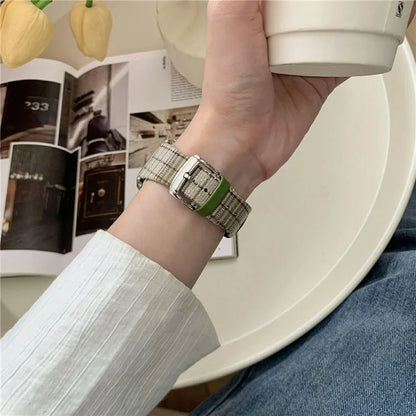 Plaid Woolen Strap for Apple Watch Series 10 46mm / Ultra 2 Ultra 49mm / Series 9 8 7 45mm / SE (2023) SE (2022) SE 6 5 4 44mm / 3 2 1 42mm