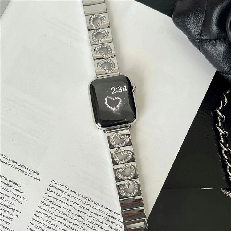 Hollow Heart Metal Strap for Apple Watch Series 10 42mm  /  9 8 7 41mm  /  SE (2023) SE (2022) SE 6 5 4 40mm  /  3 2 1 38mm