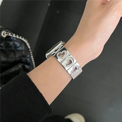 Hollow Heart Metal Strap for Apple Watch Series 10 42mm  /  9 8 7 41mm  /  SE (2023) SE (2022) SE 6 5 4 40mm  /  3 2 1 38mm