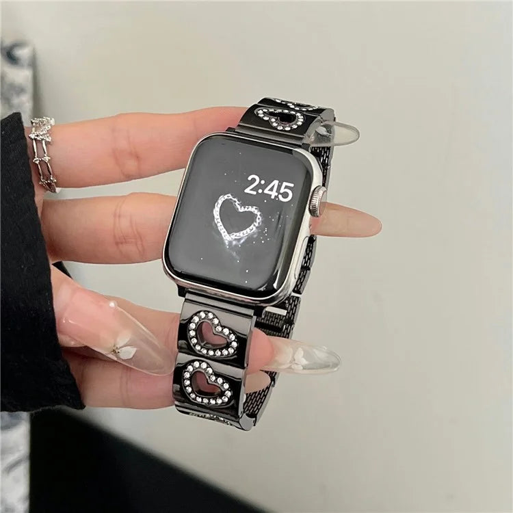 Hollow Heart Metal Strap for Apple Watch Series 10 42mm  /  9 8 7 41mm  /  SE (2023) SE (2022) SE 6 5 4 40mm  /  3 2 1 38mm
