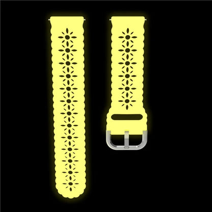 For Samsung Galaxy Watch3 45mm/Huawei Watch GT 3 Pro 46mm/Garmin Venu 2 Soft Silicone Sport Strap 22mm Hollowed-out Plum Blossom Replacement Wristband