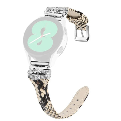 Silver Buckle 20mm Watchband for Samsung Galaxy Watch3 41mm  /  Watch4  /  Watch5  /  Watch4 Classic  /  Watch4 Active  /  Watch5 Active
