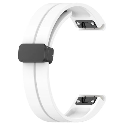 For Garmin Fenix 7 / Forerunner 965 / 955 / 945 / 935 Silicone Band Black Buckle 22mm Watch Strap