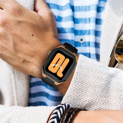 For Apple Watch SE (2023) SE (2022) SE Series 6 5 4 44mm Fluororubber Strap with Stainless Steel Watch Case  /  Gold