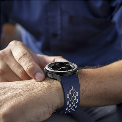 For Samsung Galaxy Watch6 40mm / Watch6 44mm / Watch6 Classic 43mm Silicone Watchband Black Buckle Strap