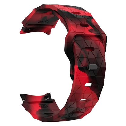 KALEBOL KLB-ZQWFKGJ-001 For Samsung Galaxy Watch FE 40mm / Watch 4 / 5 / 6 Football Pattern Silicone Watch Strap Band and Red Camouflage