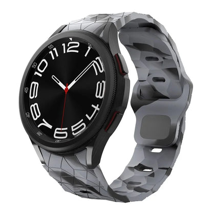 KALEBOL KLB-ZQWFKGJ-001 For Samsung Galaxy Watch FE 40mm / Watch 4 / 5 / 6 Football Pattern Silicone Watch Strap Band and Grey Camouflage
