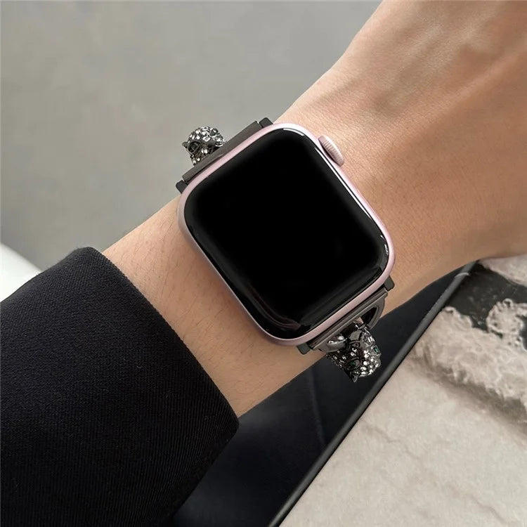 For Apple Watch Series 9  /  8  /  7 41mm  /  SE (2023)  /  SE(2022)  /  SE  /  6  /  5  /  4 40mm  /  3  /  2  /  1 38mm Metal Leopard Head Bracelet Strap