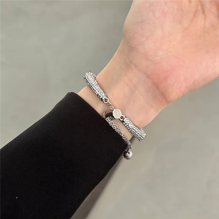 For Apple Watch Series 9  /  8  /  7 41mm  /  SE (2023)  /  SE(2022)  /  SE  /  6  /  5  /  4 40mm  /  3  /  2  /  1 38mm Metal Leopard Head Bracelet Strap