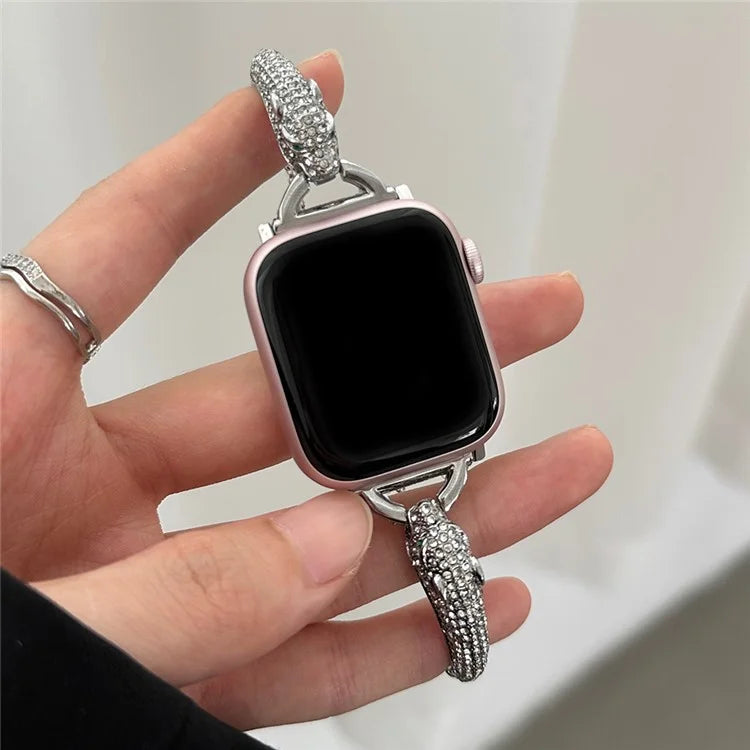 For Apple Watch Ultra 2 Ultra 49mm / Series 9 8 7 45mm / 6 5 4 SE (2023) SE (2022) SE 44mm / 3 2 1 42mm Band Zinc Alloy Leopard Head Bracelet