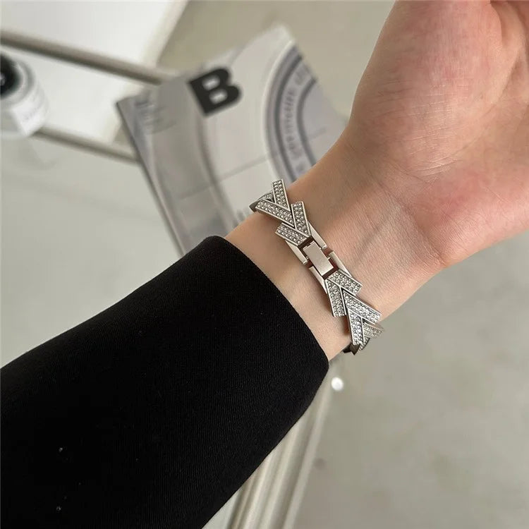 For Apple Watch Series 9 8 7 41mm / 6 5 4 SE (2022) SE (2023) SE 40mm / 3 2 1 38mm Zinc Alloy Watch Band