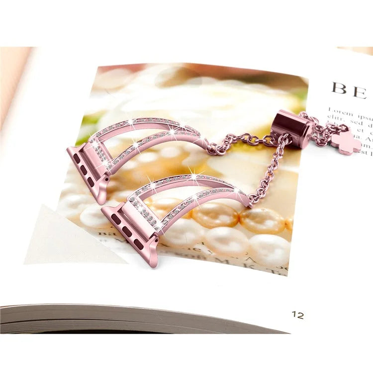 For Apple Watch Ultra 49mm / Ultra 2 49mm / Series 9 / 8 / 7 45mm / 6 / 5 / 4 / SE / SE (2022) / SE (2023) 44mm / 3 / 2 / 1 42mm Hollow Triangle Slider Bracelet
