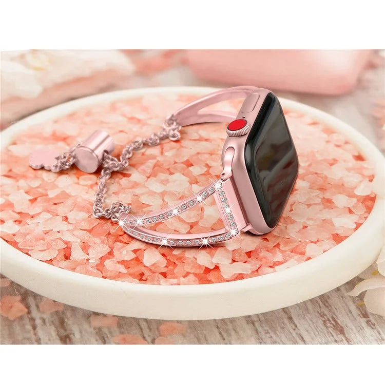 For Apple Watch Ultra 49mm / Ultra 2 49mm / Series 9 / 8 / 7 45mm / 6 / 5 / 4 / SE / SE (2022) / SE (2023) 44mm / 3 / 2 / 1 42mm Hollow Triangle Slider Bracelet