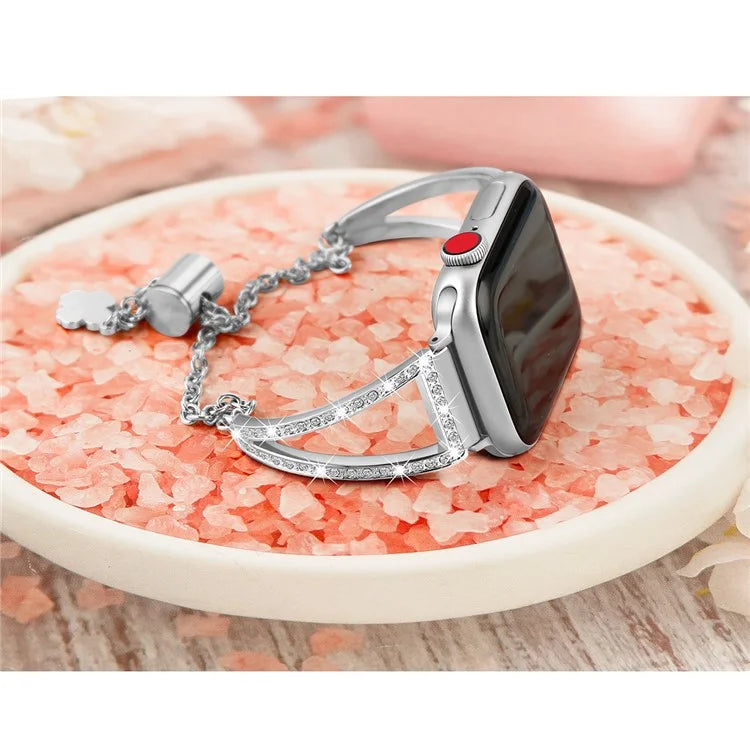 For Apple Watch Ultra 49mm / Ultra 2 49mm / Series 9 / 8 / 7 45mm / 6 / 5 / 4 / SE / SE (2022) / SE (2023) 44mm / 3 / 2 / 1 42mm Hollow Triangle Slider Bracelet