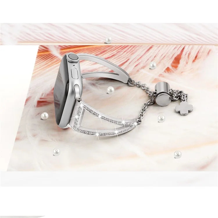 For Apple Watch Ultra 49mm / Ultra 2 49mm / Series 9 / 8 / 7 45mm / 6 / 5 / 4 / SE / SE (2022) / SE (2023) 44mm / 3 / 2 / 1 42mm Hollow Triangle Slider Bracelet