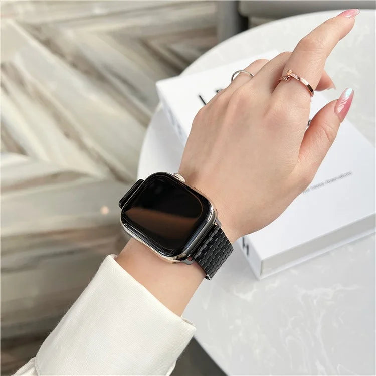 For Apple Watch Series 9 8 7 41mm / 6 5 4 SE (2022) SE (2023) SE 40mm / 3 2 1 38mm Magnetic Watch Strap 9-Bead Stainless Steel Band