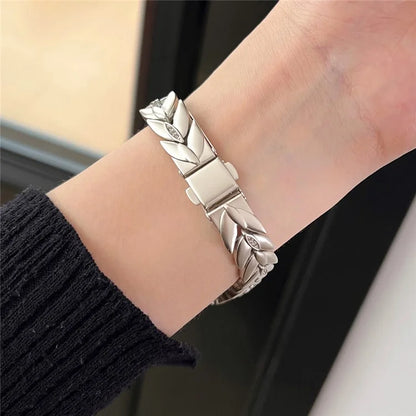 For Apple Watch Series 9 8 7 41mm / 6 5 4 SE (2023) SE (2022) SE 40mm / 3 2 1 38mm Strap Wheat Spike Zinc Alloy Watch Band