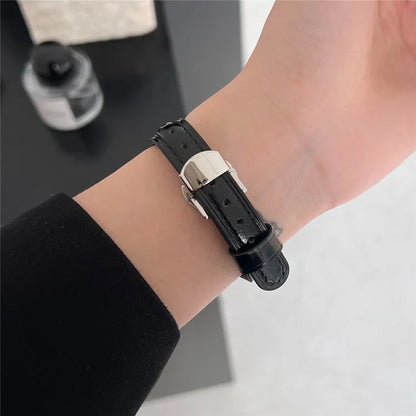 For Apple Watch Ultra 2 Ultra 49mm / 9 8 7 45mm / 6 5 4 SE (2023) SE (2022) SE 44mm / 3 2 1 42mm Genuine Cow Leather Strap