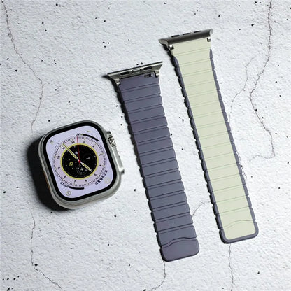 For Apple Watch Ultra 2 Ultra 49mm  /  9 8 7 45mm  /  6 5 4 SE (2023) SE (2022) SE 44mm  /  3 2 1 42mm Magnetic Silicone Watch Band