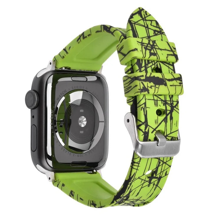 For Apple Watch Series 9 8 7 41mm / 6 5 4 SE (2022) SE (2023) SE 40mm / 3 2 1 38mm Rubber Watchband Replacement Strap with Silver Buckle