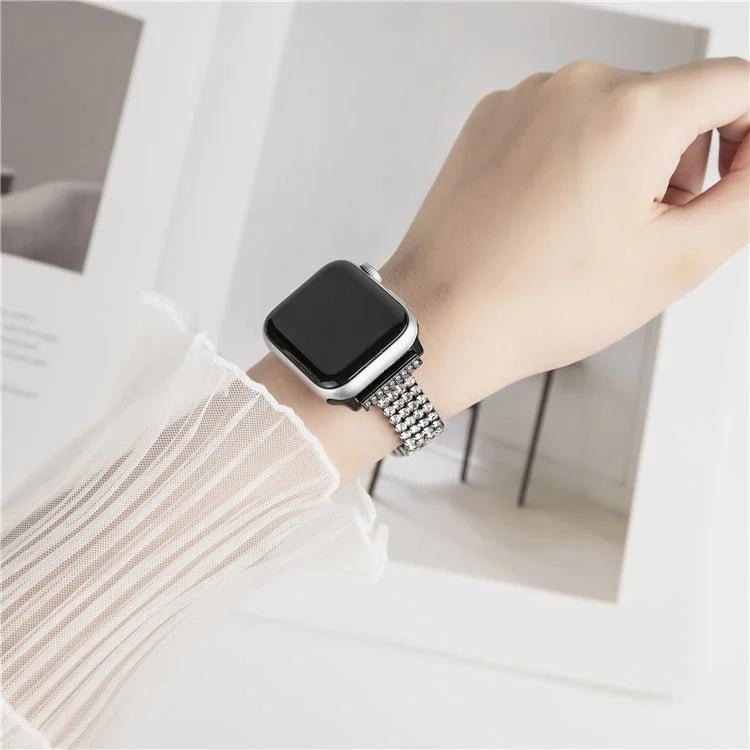 For Apple Watch Ultra 2 Ultra 49mm  /  Series 9 8 7 45mm  /  6 5 4 SE (2022) SE (2023) SE 44mm  /  3 2 1 42mm 4 Rows Rhinestone Strap